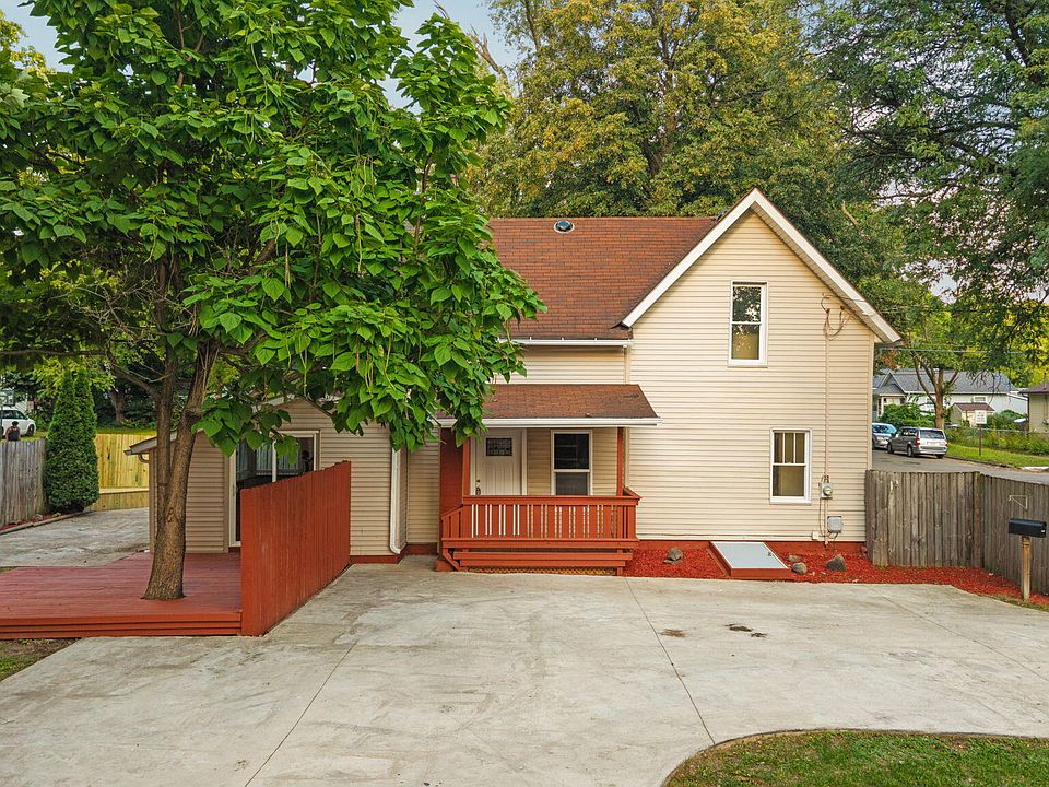 1st image of 412 Quarry St