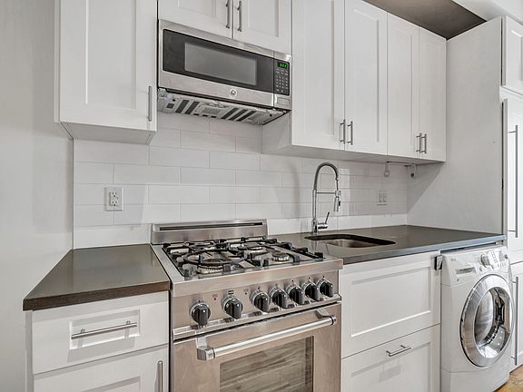 4th image of 529 E 83rd St #3FW