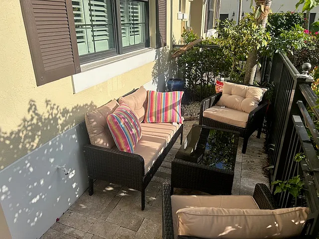 853 S Ocean Blvd — Photo 2