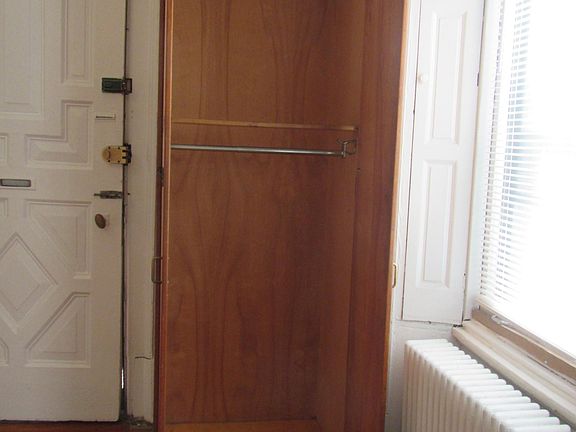 4th image of 130 S 22nd St APT 1N