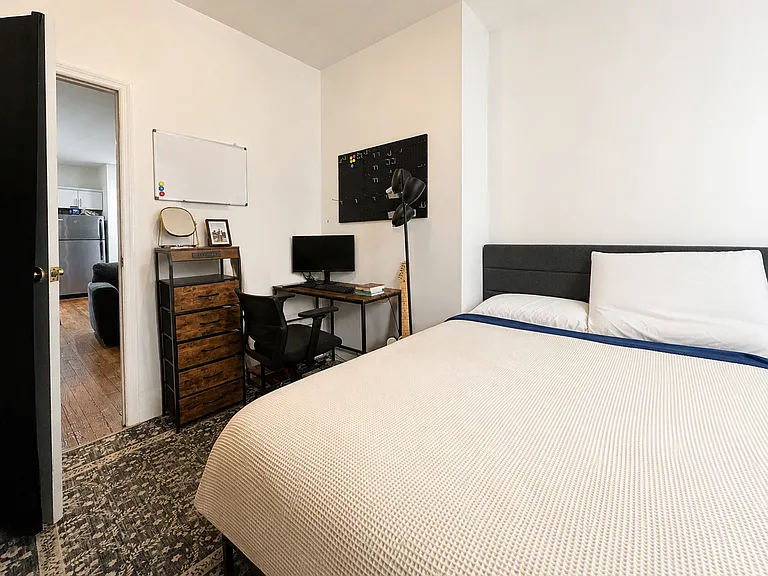642 Humboldt St #2L — Photo 4