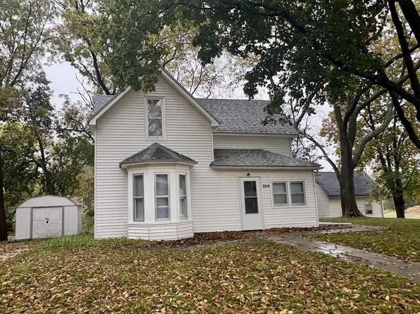 104 N Main St, Dayton, IA 50530