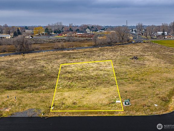 4th image of 7 Valley Road NE #7