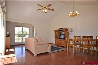 3rd image of 581 Knolls Cir