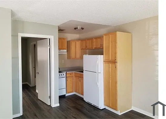 2080 Newport Blvd #219 — Photo 2