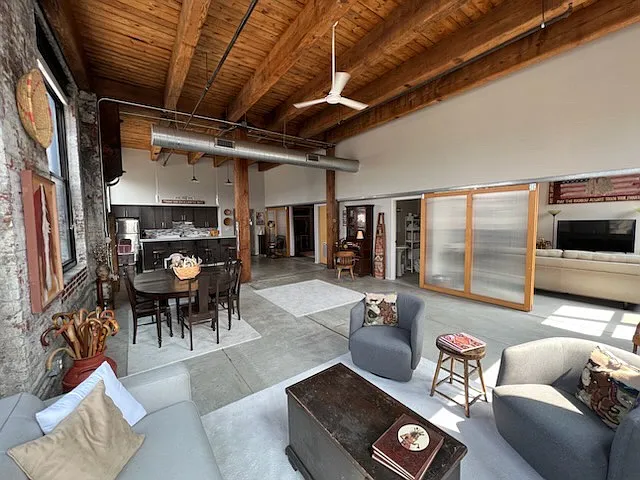 2501 Liberty Ave #2A — Photo 4