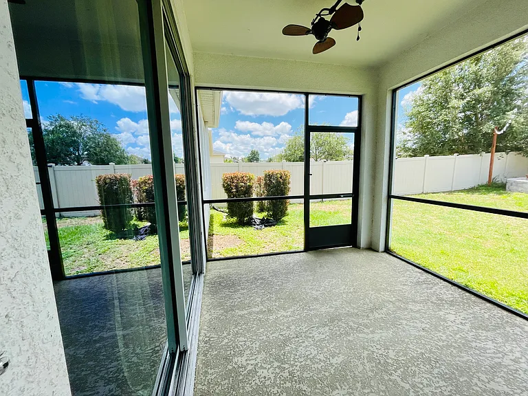 11233 Spring Point Cir — Photo 12