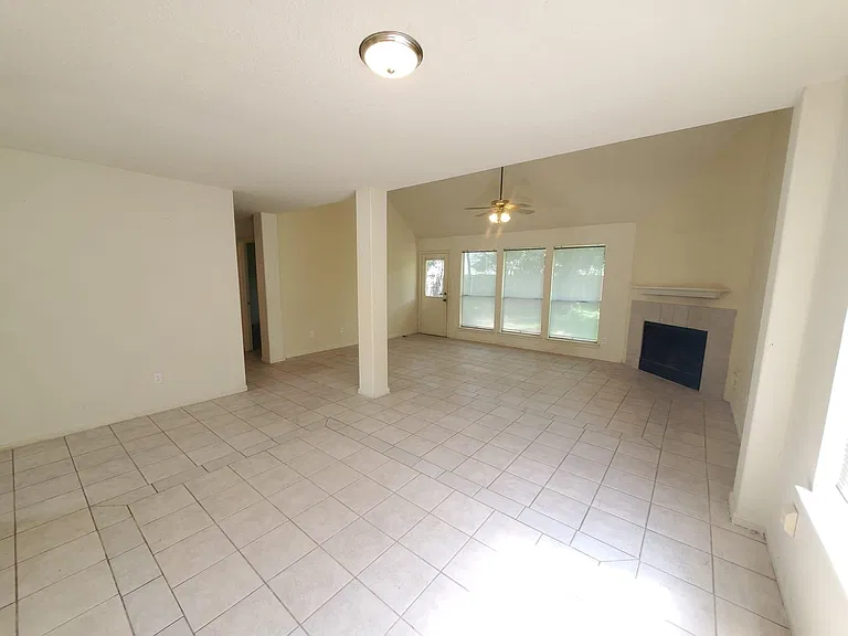 21435 Park Mill Ln — Photo 4