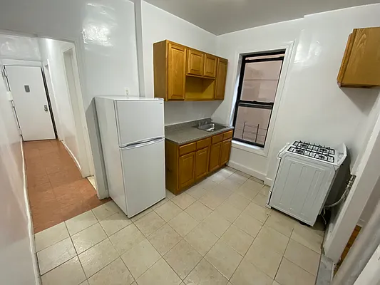 Rented by Alpha Properties NYC I LLC | media 6