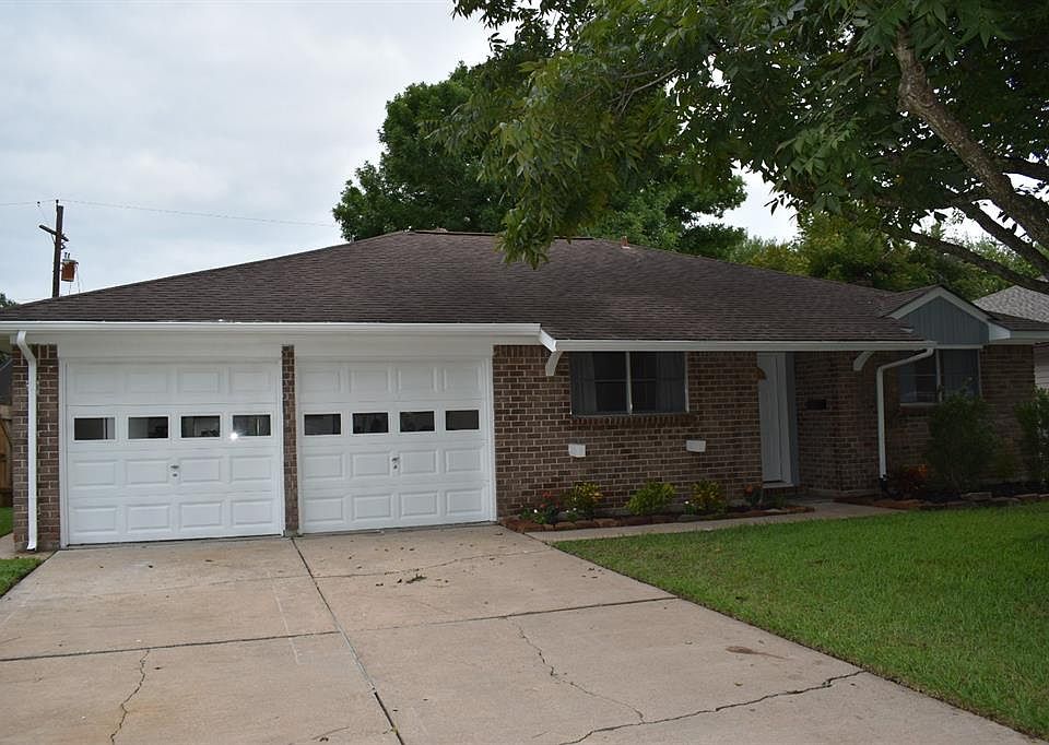1st image of 10215 Gulf Meadows Dr
