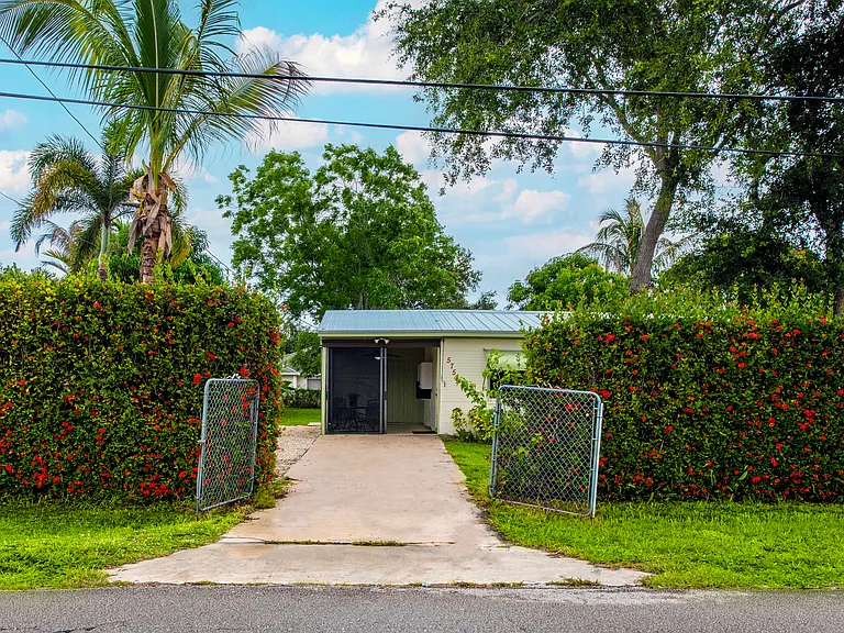 5753 SE 47th Ave — Photo 5