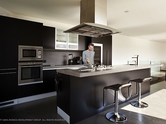 4th image of 410 Se 1st Court #410