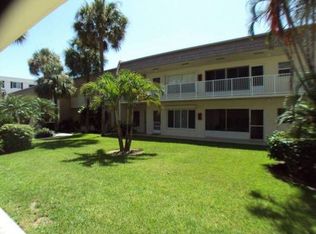 630 Snug Harbor Dr APT 17, Boynton Beach, FL 33435