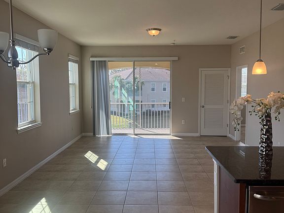 5th image of 8303 Enclave Way Unit 101