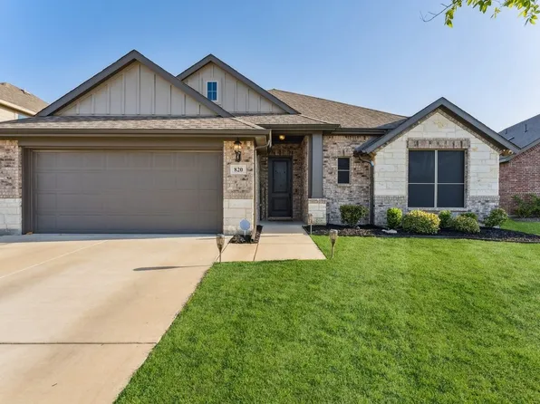 820 Boomer Ln, Ferris, TX 75125