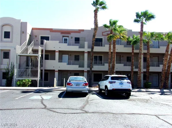 2008 Mesquite Ln APT 302, Laughlin, NV 89029