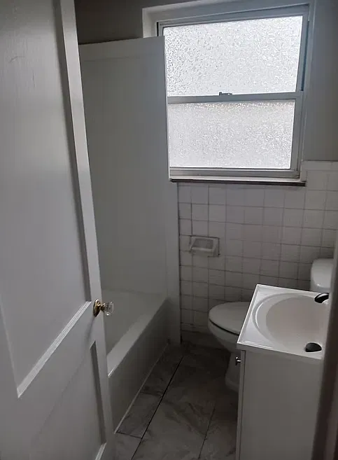 3 bed, $1,899 — Photo 4