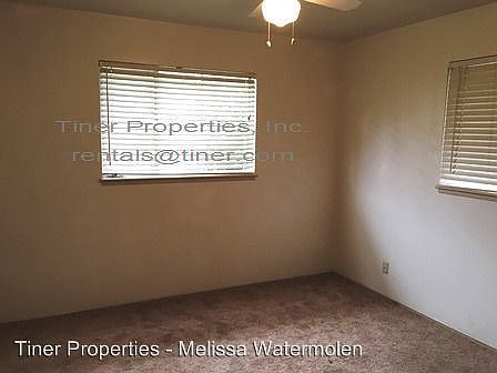 2nd image of 1164 Lancaster Way