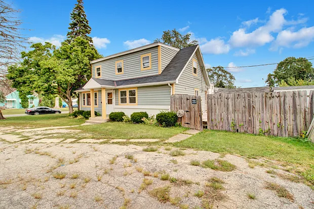 Property photo 2