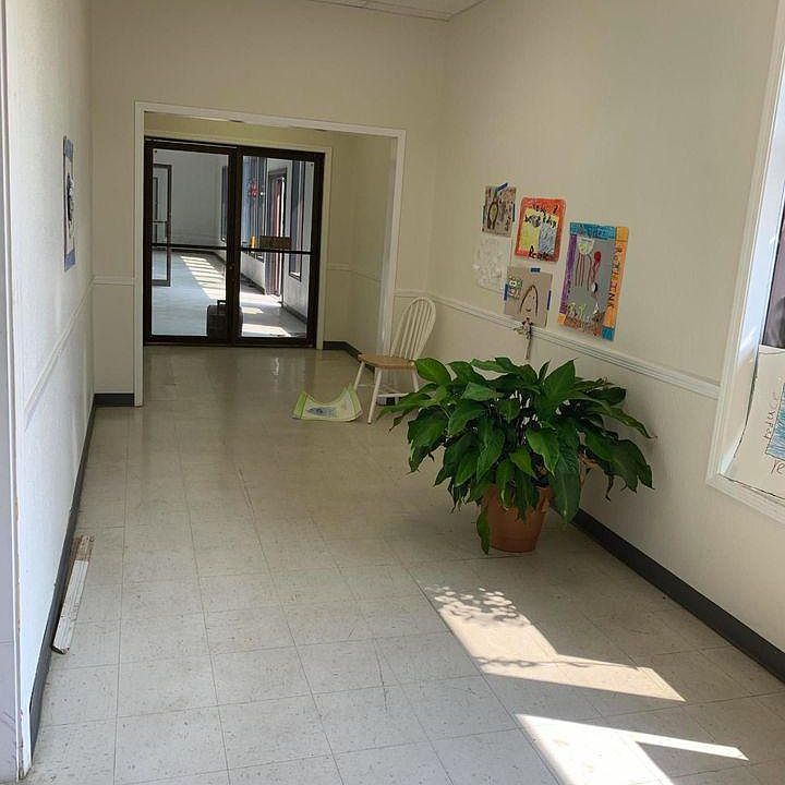 2nd image of 10927 W Big Lake Rd
