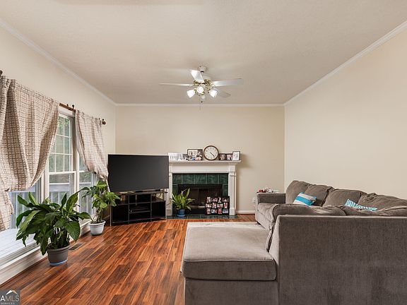 4th image of 108 Hillbrooke Ct