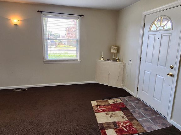3rd image of 8140 Dundalk Ave
