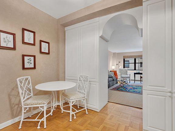 4th image of 11 E 87th St APT 5B