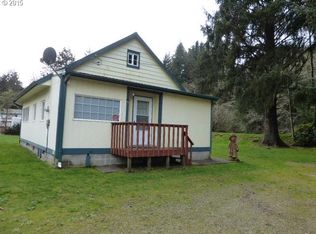 1125 Broadway Ave, Winchester Bay, OR 97467