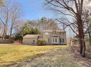 71 Ledgewood Rd, Claremont, NH 03743