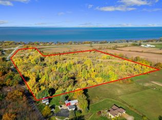 436 Macco Rd, Luxemburg, WI 54217