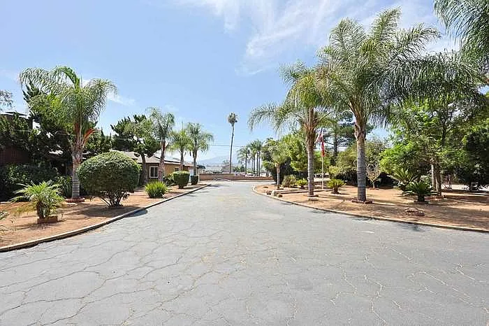 1919 Jalisco Rd — Photo 12