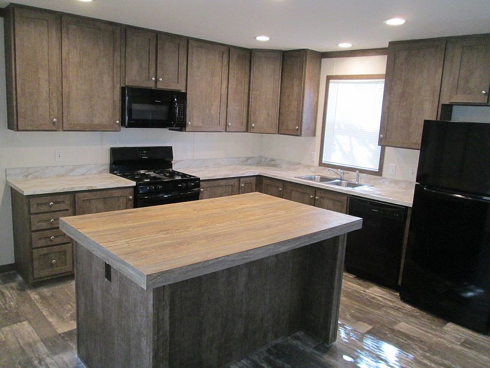 1st image of 1139 Lincoln Ave #70