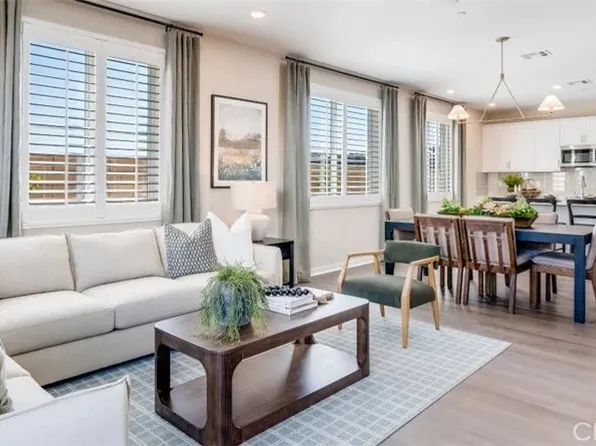 31642 Angel Aura Dr, Winchester, CA 92596