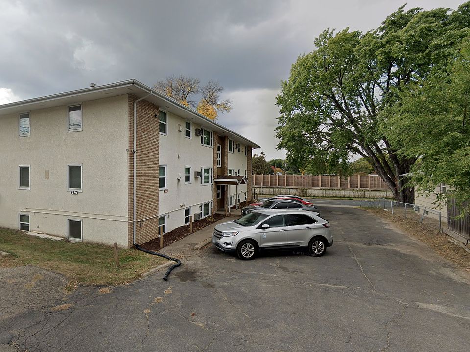 1st image of 4911 University Ave NE #10