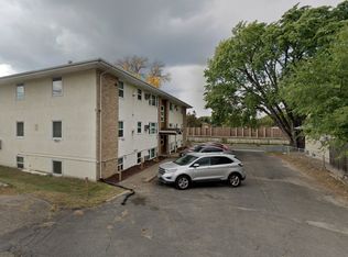 4911 University Ave NE #10, Minneapolis, MN 55421