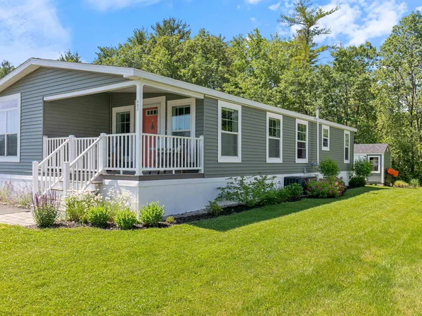 403 Striped Bass Avenue, Portsmouth, NH 03801