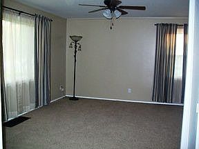 1st image of 114 Woodlawn Ave