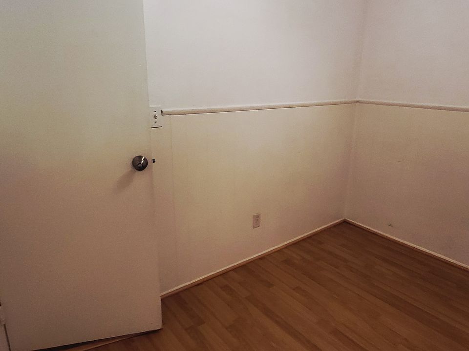 1st image of 2417 Bartel St
