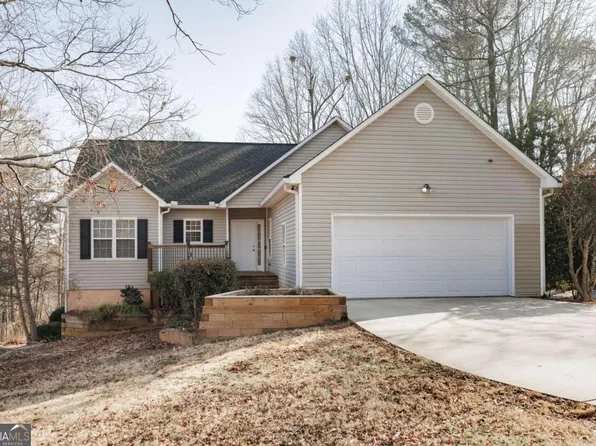 533 Rosewood Cir, Winder, GA 30680