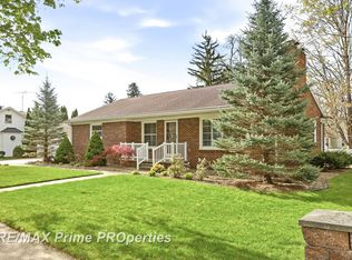 725 W Frank St, Caro, MI 48723