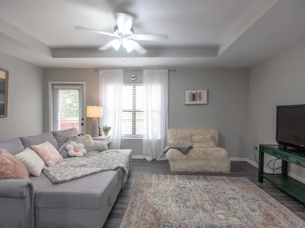 741 White Dr, Tallahassee, FL 32304