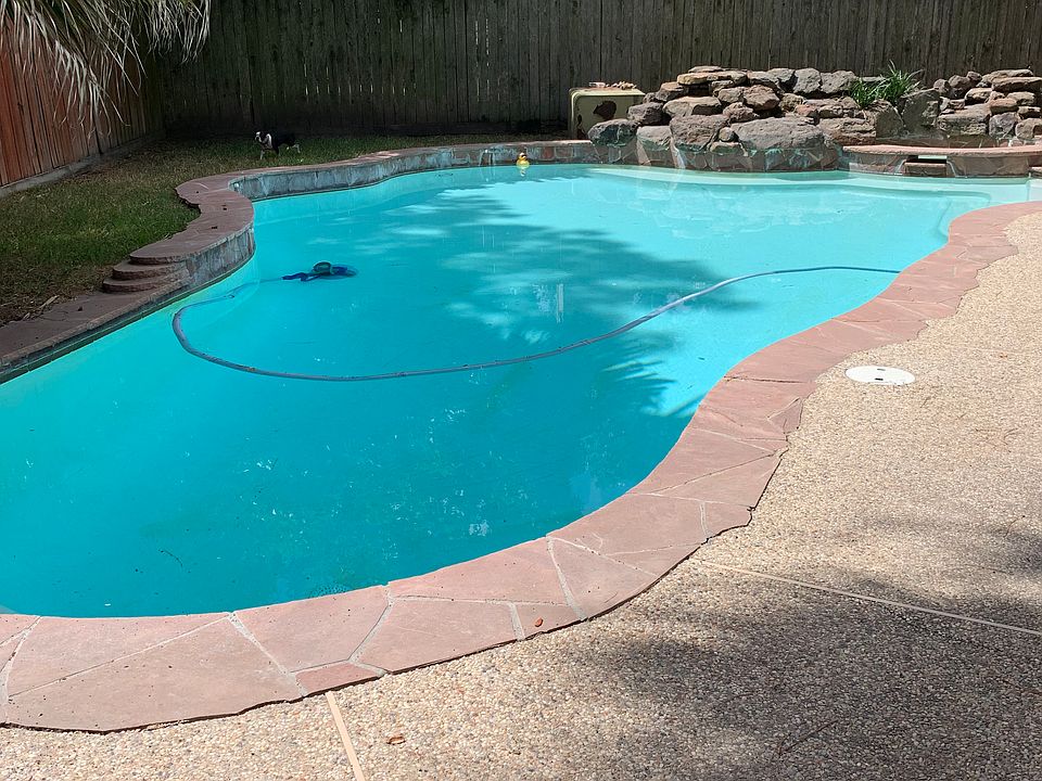 Huge Gunite pool