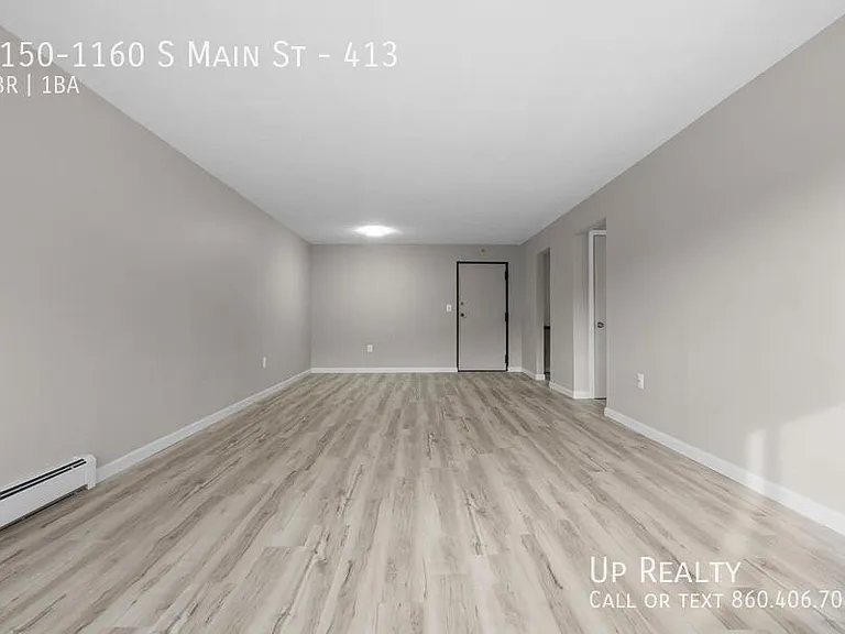 1150-1160 S Main St #413 — Photo 2
