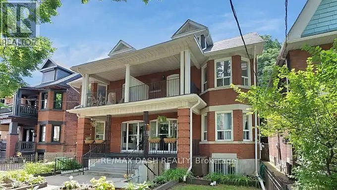 1st image of 7 Thorburn Ave #101