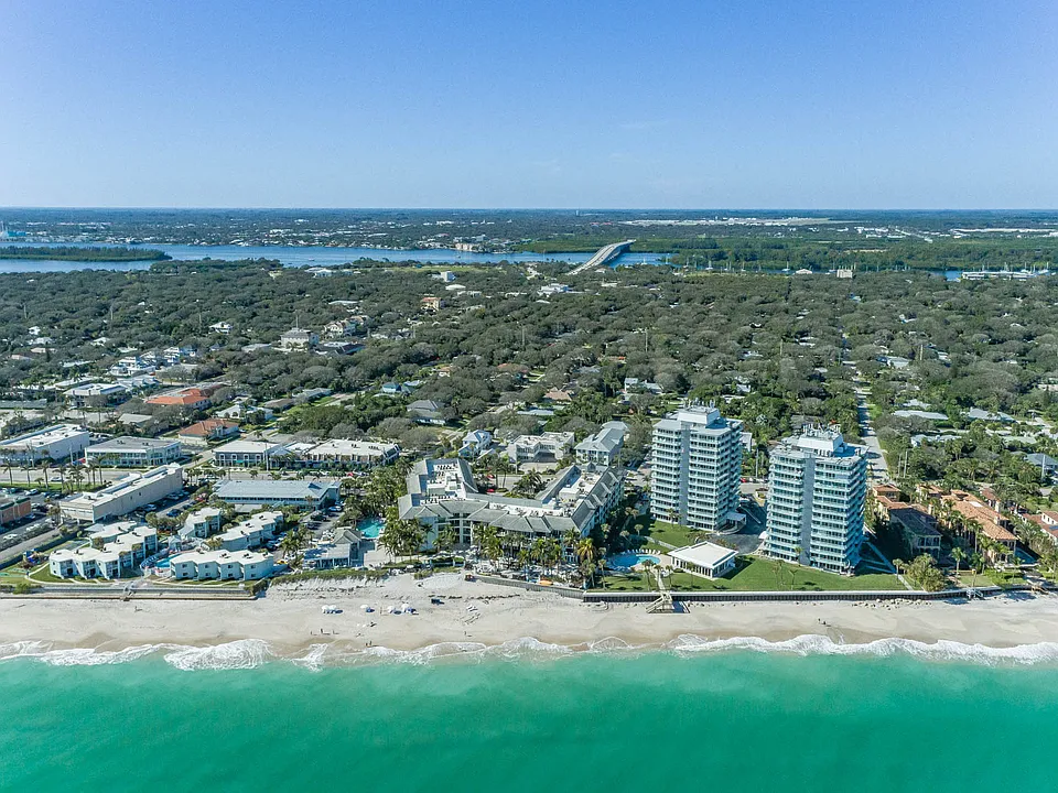 3554 Ocean Dr #302S