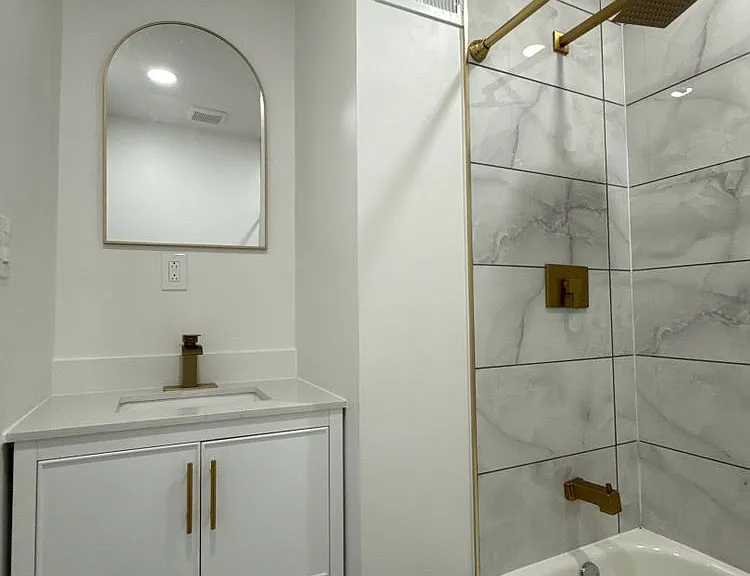 5241 Pulaski Ave — Photo 15