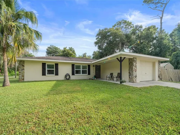 3551 SE 149th Ln, Summerfield, FL 34491