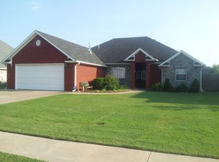 1540 Redwood Pl, Tahlequah, OK 74464
