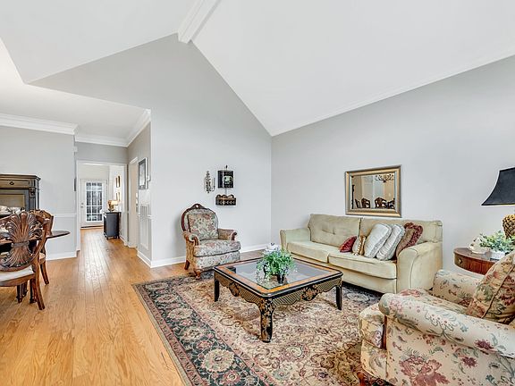 5th image of 7135 Sunrise Cir