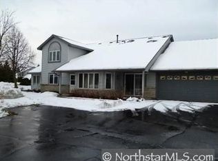 2546 Sumac Cir, White Bear Lake, MN 55110
